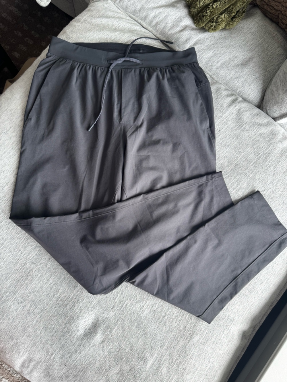 Lululemon Men's Zeroed In Slim-Fit Pant
Regular